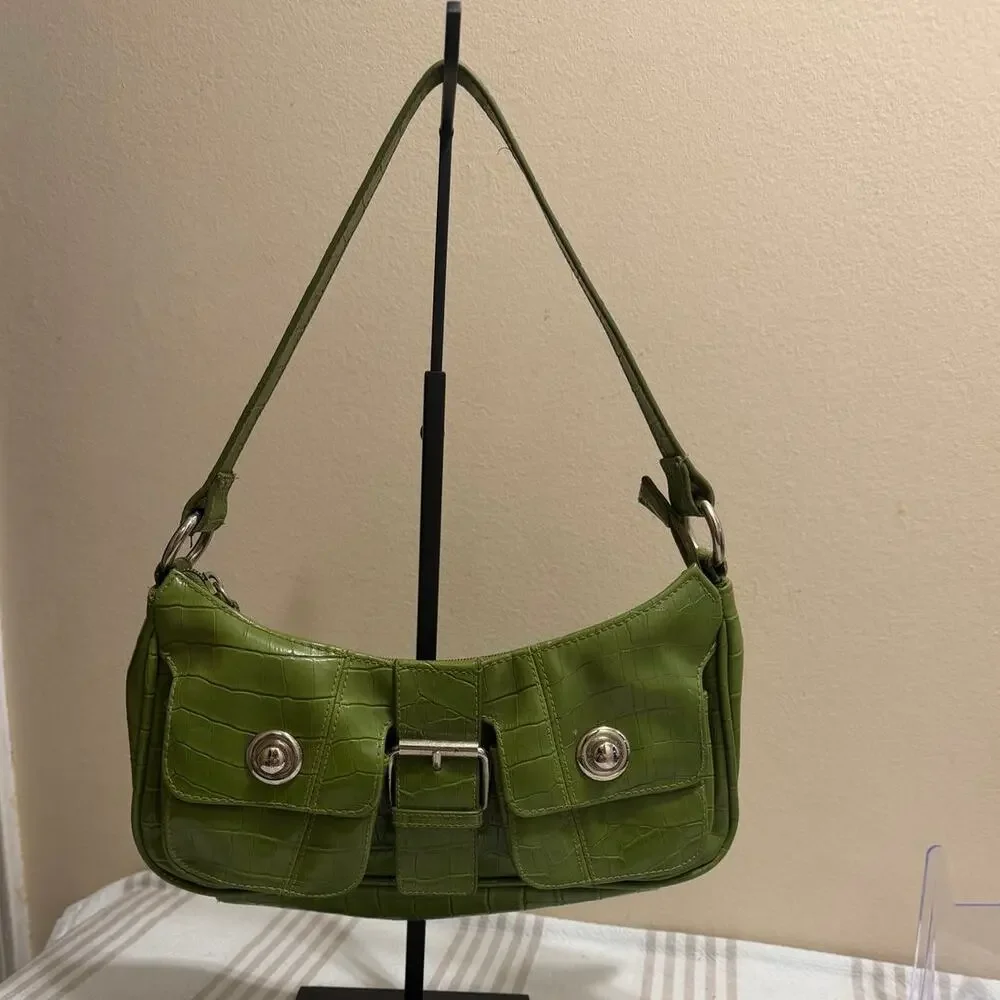 Y2K Style Green Faux Croc Baguette Shoulder Bag Silver Hardware